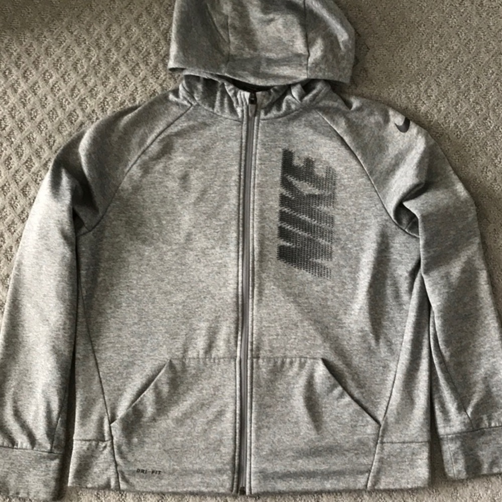 Boys Nike XL jacket